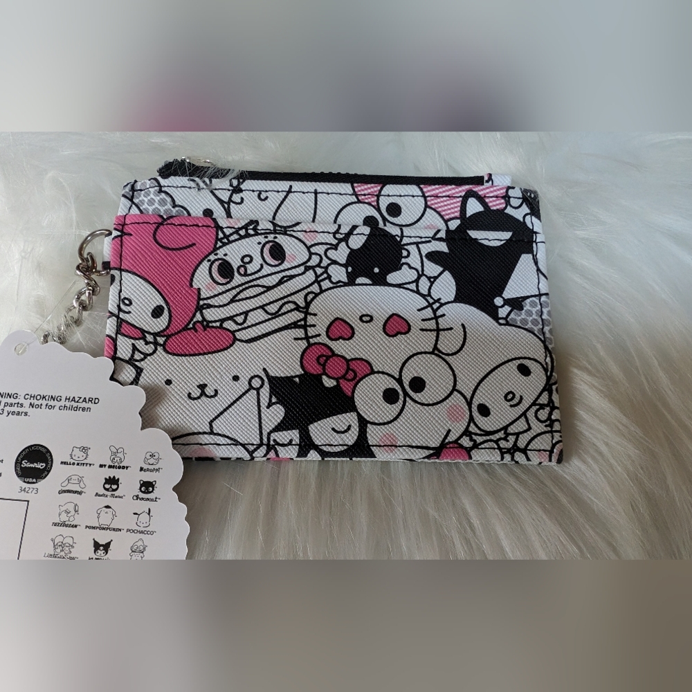 📢 Just In.....Hello Kitty Wallet Keychain - Picture 3 of 10
